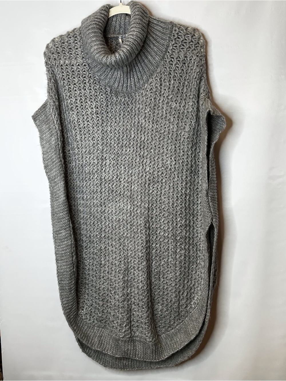 LC Lauren Conrad Gray Sleeveless Cowl Neck Knit Tunic